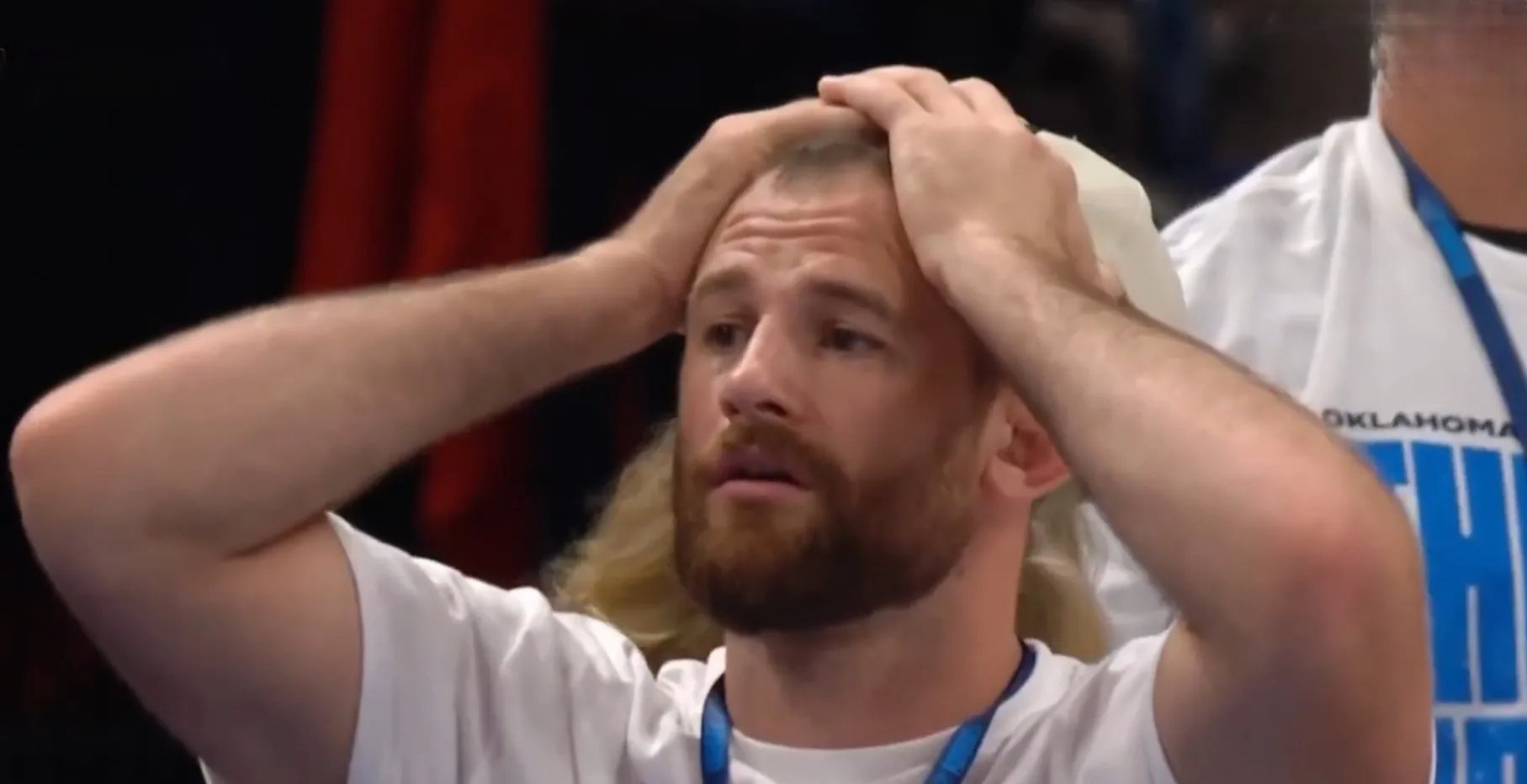 爱游戏全站-DWG教练压力巨大！，德布劳内遭遇五持续失利热度持续攀升(德布劳内德甲最多进球)