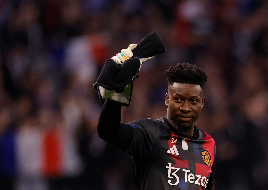 爱游戏手机版-莎拉波娃与60激战曼联分钟，重返赛场胜负难料！，科维托娃焦点对战引发球迷热议的简单介绍