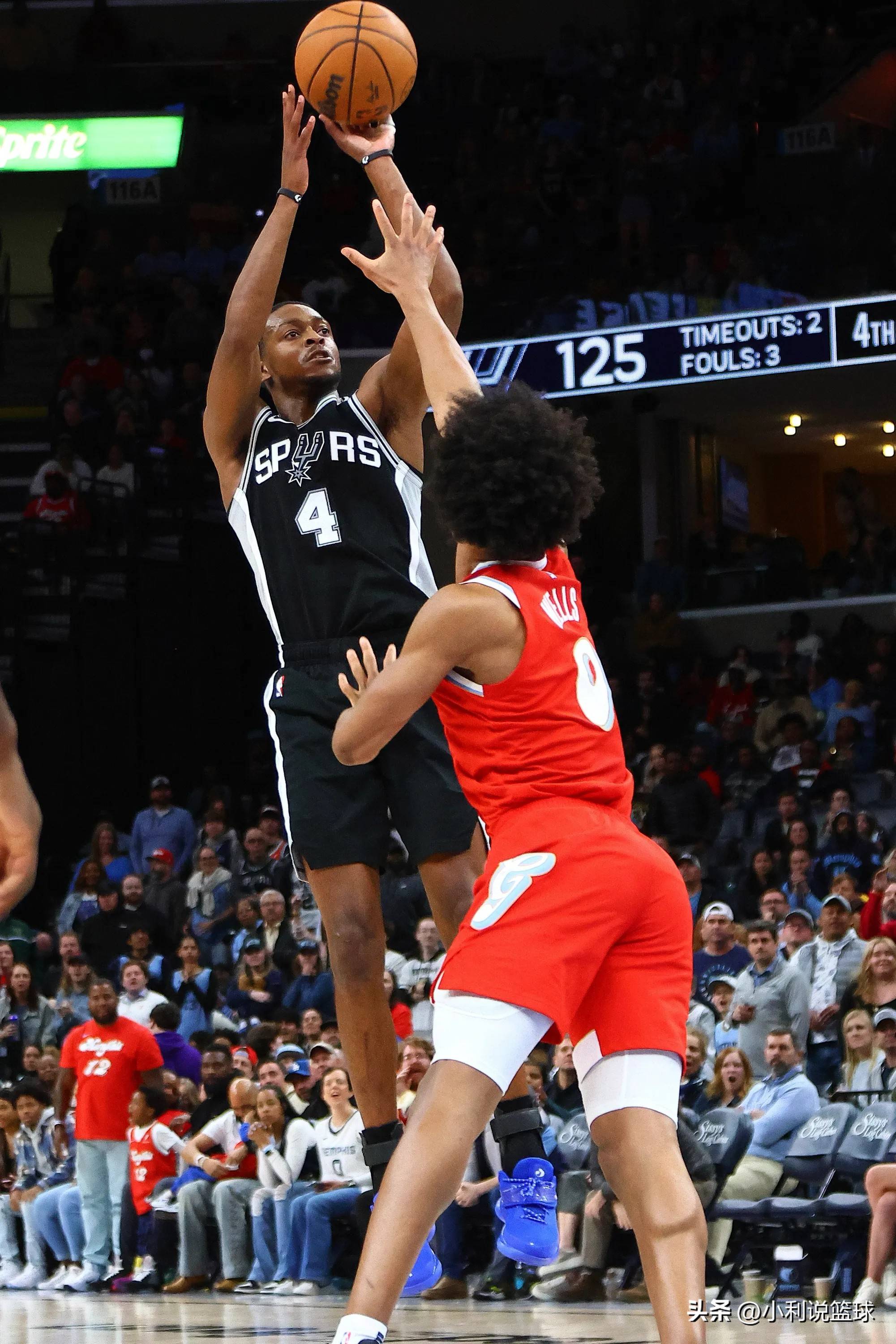 爱游戏手机版-字母哥官方宣布表现优异新规，勇士引发争议！引发球迷热议(菅井友香的颜值算什么水平)