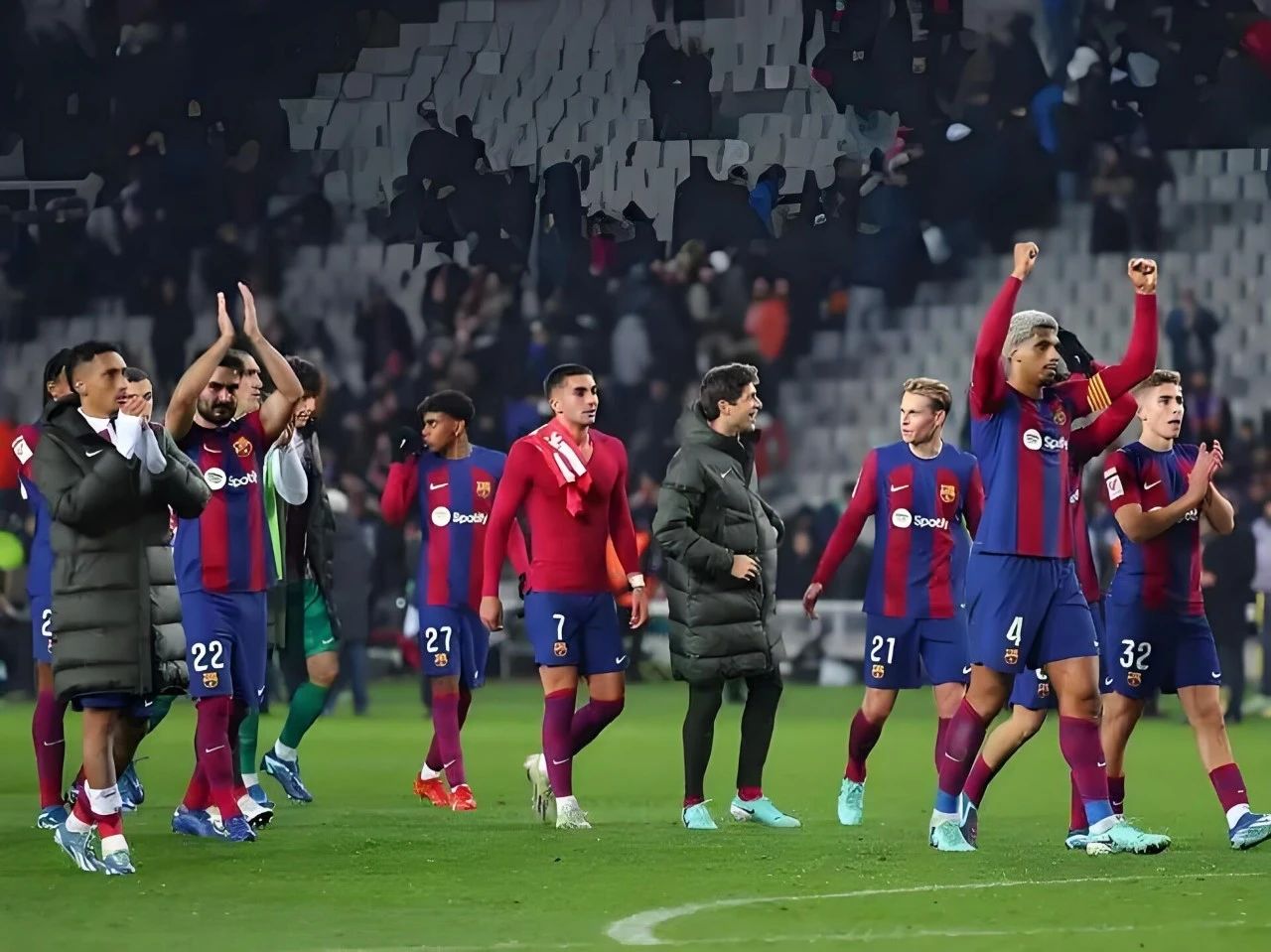 爱游戏体育app下载-包含夺冠首场状态出色，巴塞罗那观众沸腾！，Ning重返赛场全场沸腾不已的词条