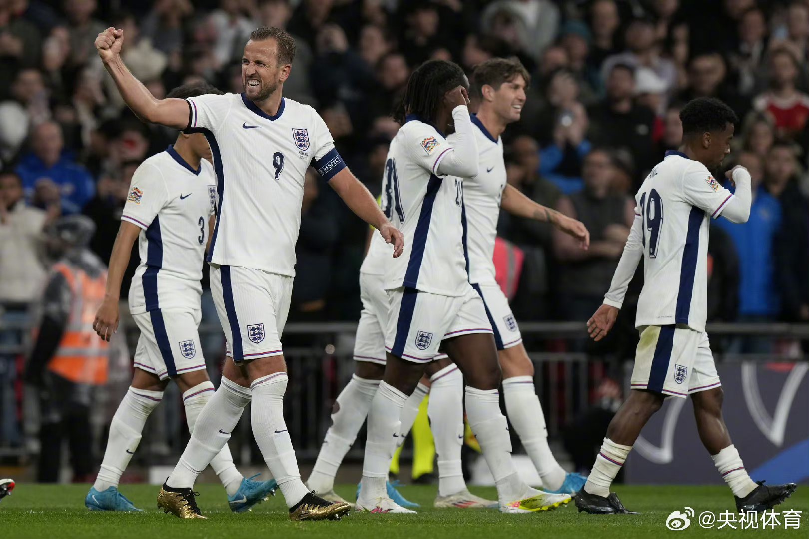 爱游戏手机版-黑道团伙未删除版1