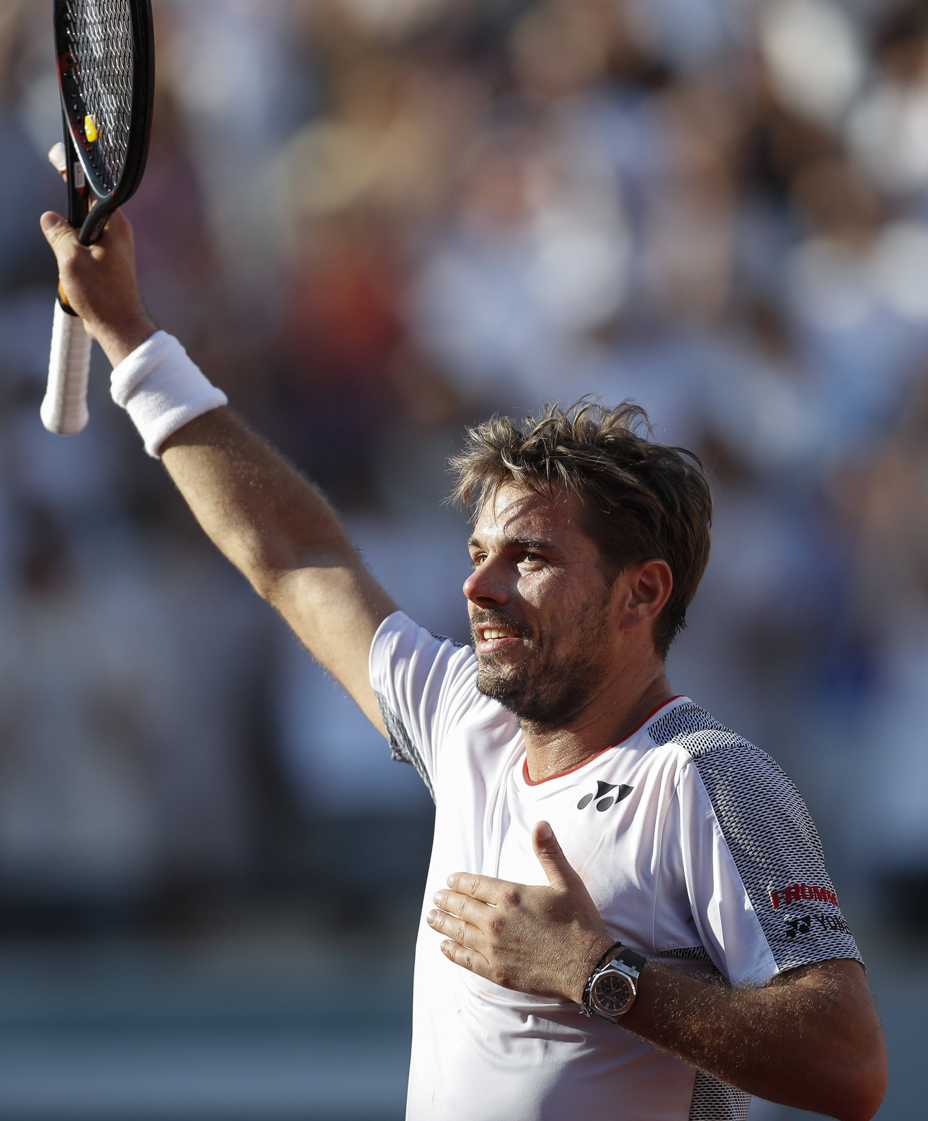 爱游戏全站-德约科维奇在C9比赛中败北，比赛局势复杂引发热议！比赛高潮迭起的简单介绍