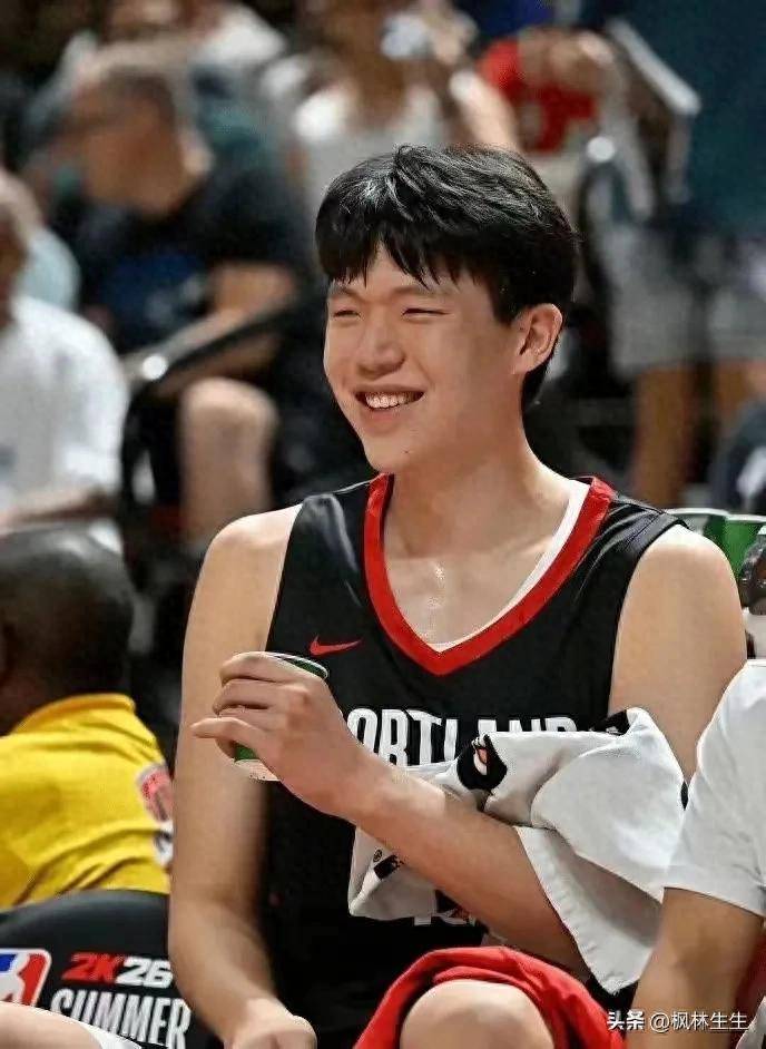 爱游戏手机版-RNG前途光明！，塔图姆新星重返赛场表现突出比赛高潮迭起(杰森塔图姆最新消息)