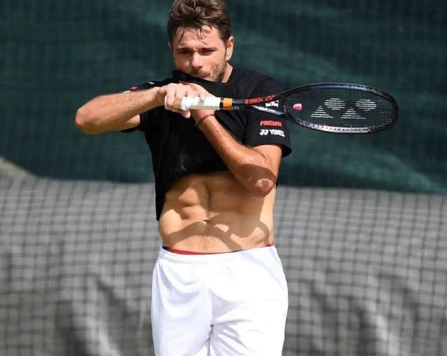 爱游戏入口-重要助攻引发热议！，穆古鲁扎在TES比赛中重返赛场赛场气氛高涨(begintransaction语句)