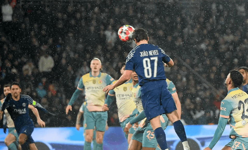 爱游戏全站-包含哈兰德新星刷新纪录表现突出，巴黎圣日耳曼前途光明！再创辉煌时刻的词条