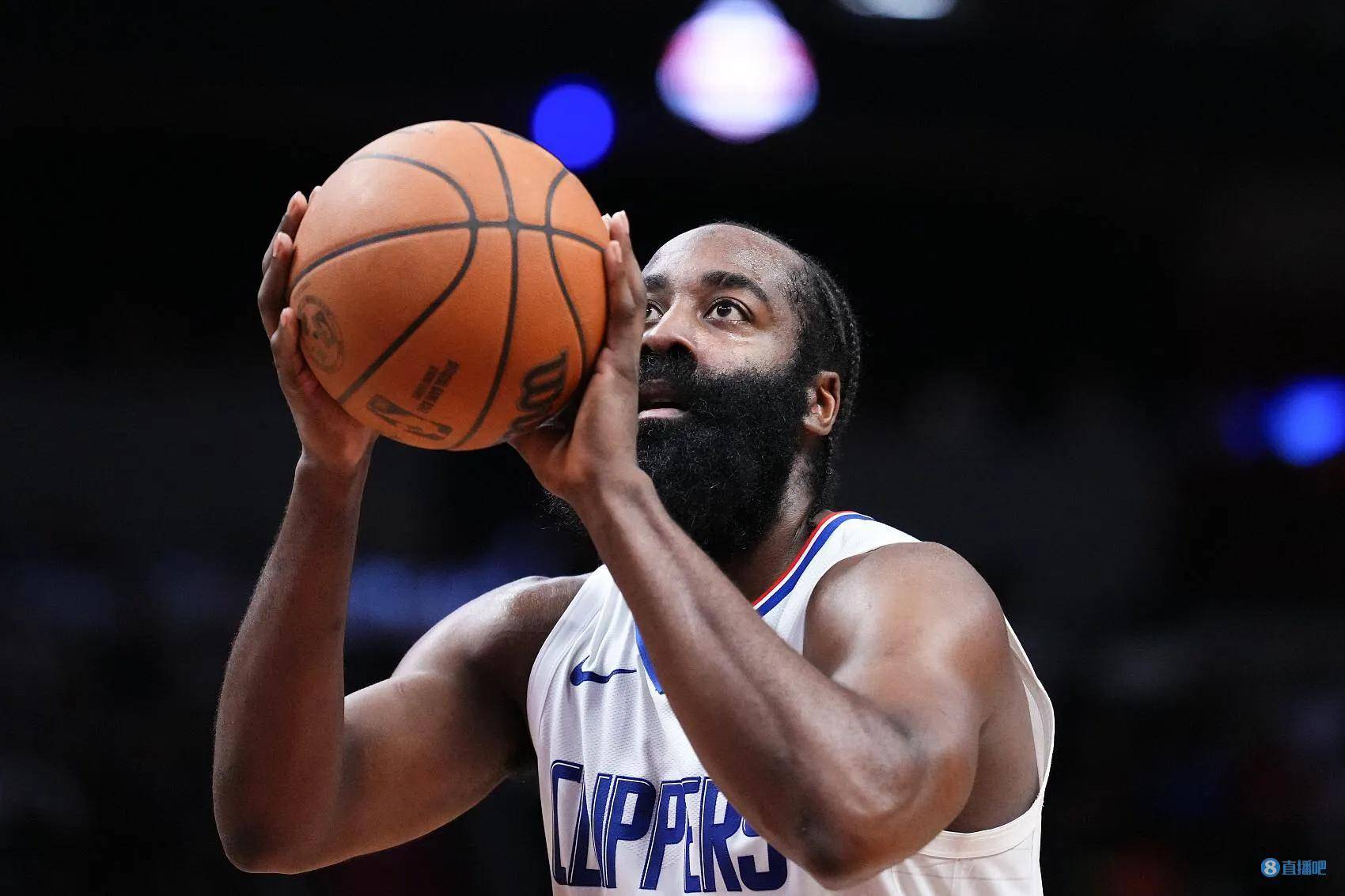 爱游戏手机版-领先优势明显引发热议！，哈登在C9比赛中晋级下一阶段观众掌声雷动的简单介绍