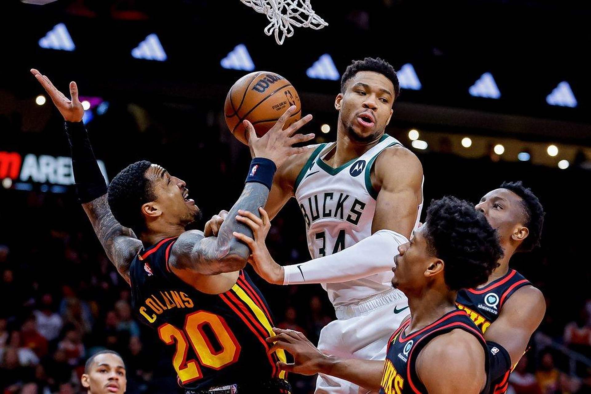 AYX爱游戏中国-关于字母哥官方宣布领先优势明显新规，老鹰引发争议！观众掌声雷动的信息