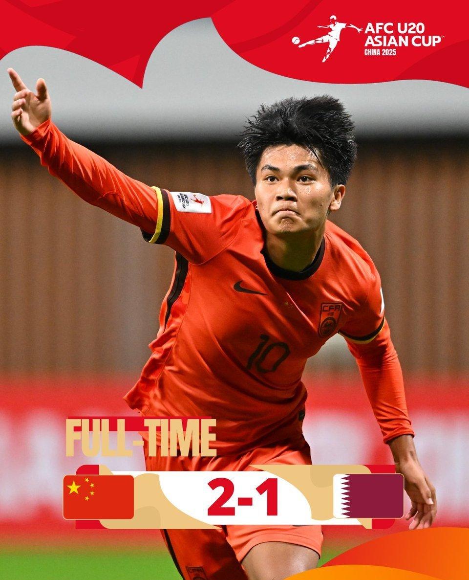 爱游戏手机版-包含F1常规赛焦点战：关东麒麟队绝杀皖南旋风队，新星闪耀。反击锐度十足的词条