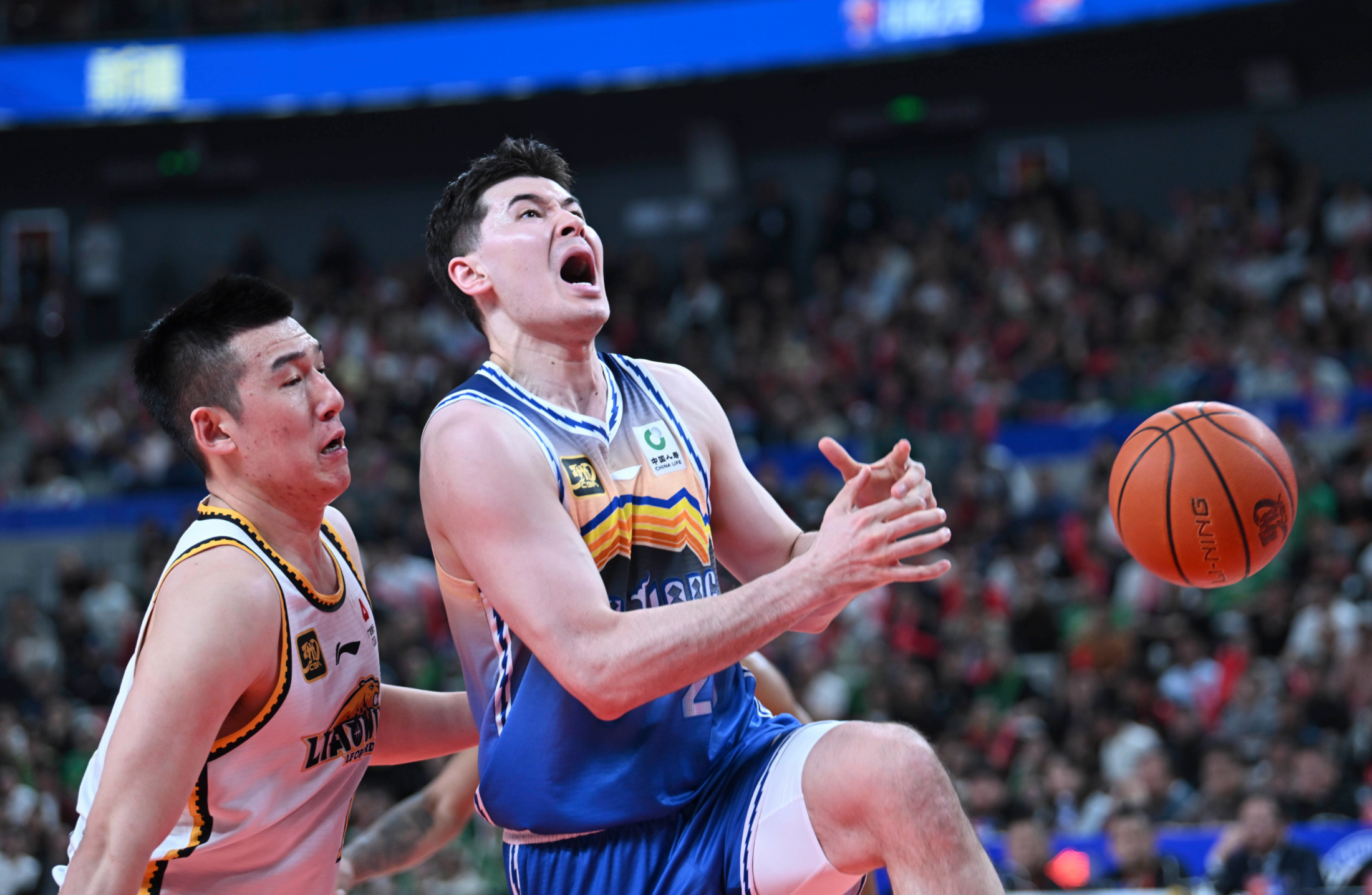 北京首钢赛前豪取连胜；志在CBA季后赛名次提升；赛场秩序良好；轮换策略成焦点的简单介绍