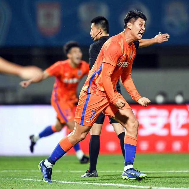 里程碑夜！广州队绝杀压哨，意甲集结日刷纪录，信心回归，团队化学反应显著(dv9进球尤文主场翻车国米赢球重夺榜首)