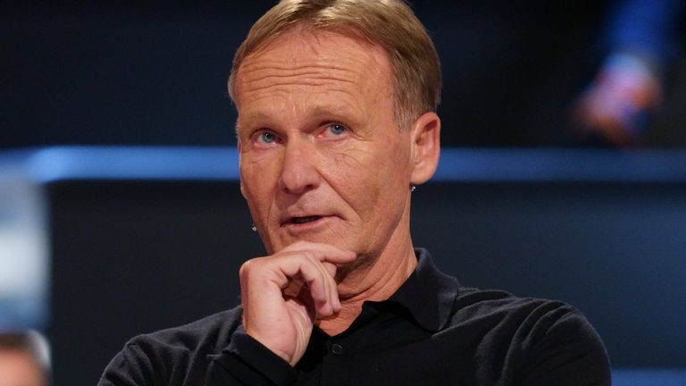 关于拜仁慕尼黑内部会议纪要流出——赛前更衣室发声，德甲使命明确，阵容厚度经受考验的信息