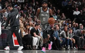 爱游戏手机版-布鲁克林篮网发布备战花絮；加时末段造点机会；CBA常规赛任务艰巨；身体对抗强度拉满(篮网正在酝酿交易)