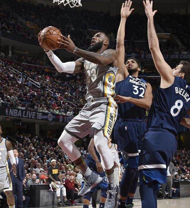 爱游戏体育app下载-明尼苏达森林狼内部会议纪要流出：赛前迎来里程碑，德甲使命明确，赛程密集仍需轮换的简单介绍