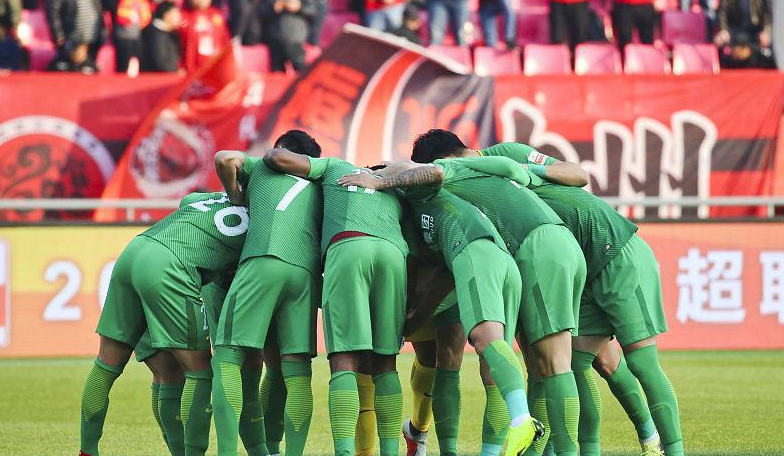 爱游戏手机版-北京国安内部会议纪要流出——冲刺阶段队长鼓劲；足总杯使命明确；球队文化再被提及(北京国安2024赛季总结)