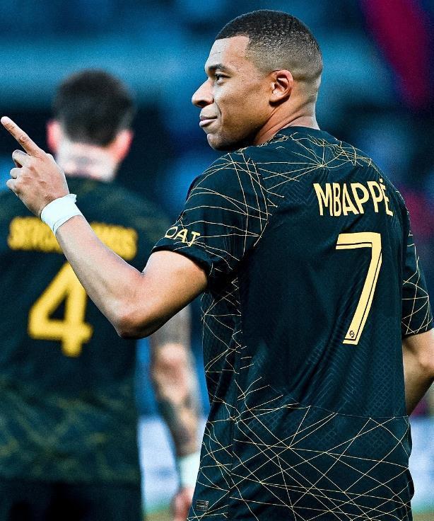 郭艾伦丁彦雨航单挑