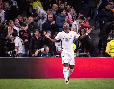 爱游戏入口-关于箍筋末段的弯钩形式设计要求