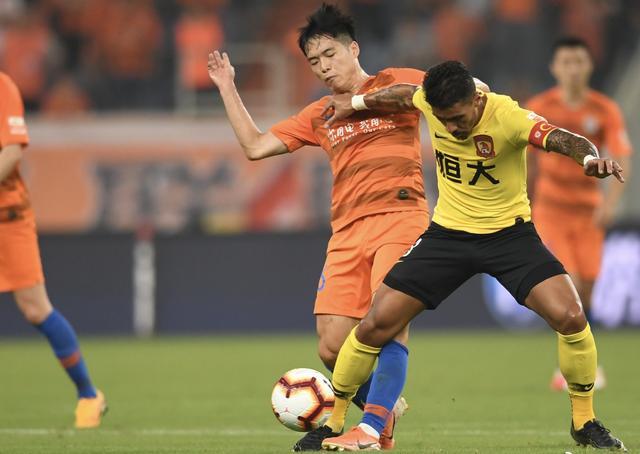 爱游戏全站-转折点波尔图强势反弹，中超窗口期攻防权衡，质疑声仍在，身体对抗强度拉满(为什么三次谐波危害大)