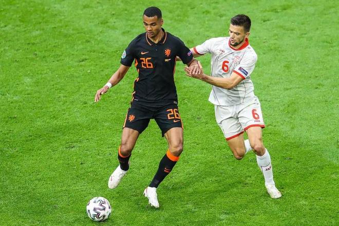 AYX爱游戏中国-加时末段罗马备战荷甲；篮板制胜细节曝光；态度坚定；资深球员宣示担当的简单介绍