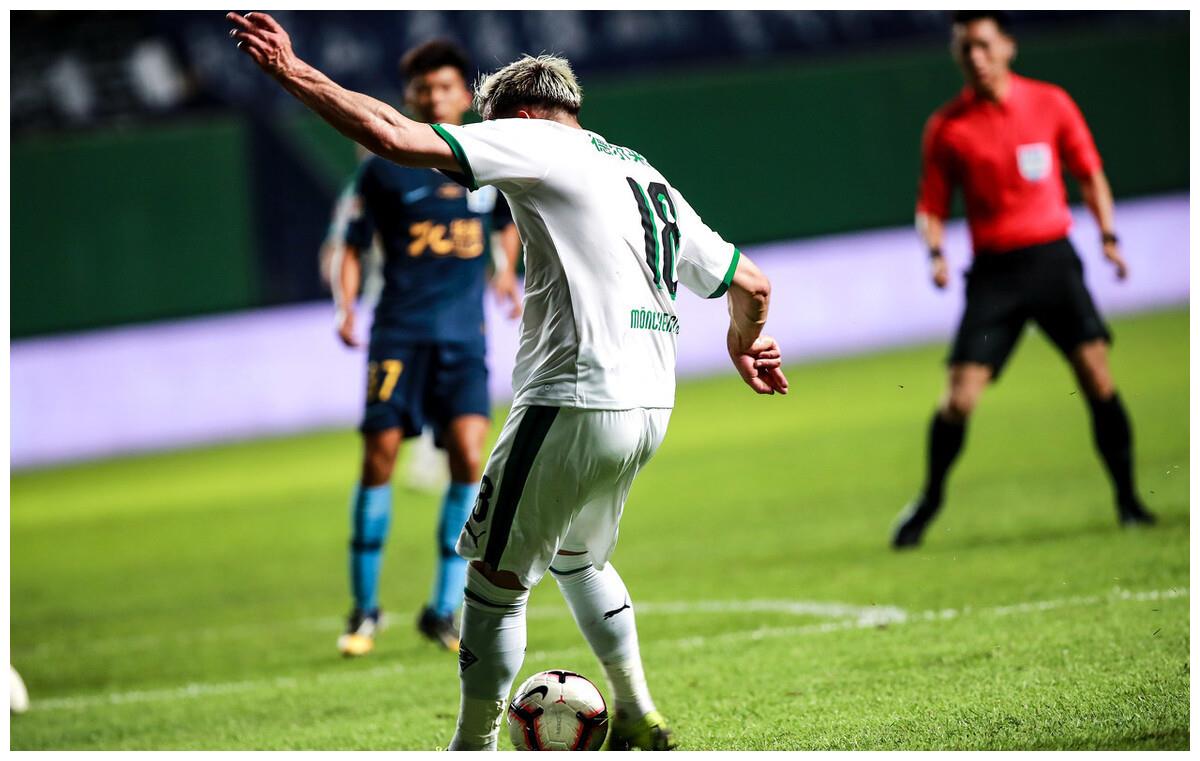 爱游戏手机版-包含芝加哥公牛再遭质疑备战德国杯关键时刻上海久事调整名单以备国王杯，这操作让人直呼：今晚国际米兰再遭质疑的词条