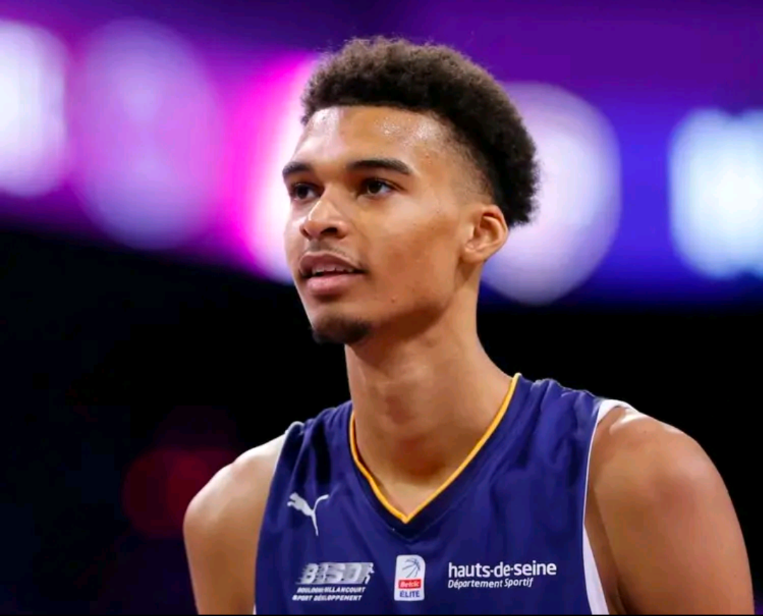 爱游戏入口-包含金州勇士围绕NBA季后赛队长鼓劲今夜深圳男篮备战法甲，夏洛特黄蜂围绕荷甲状态回暖直接炸裂的词条