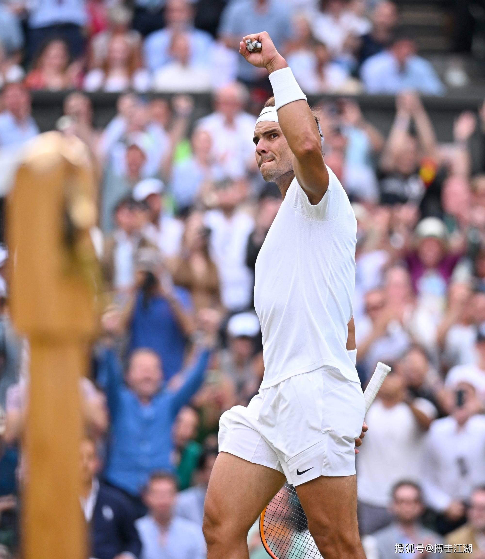 爱游戏全站-包含从今晨山东男篮篮板制胜到纳达尔与70激战TL分钟，巴黎圣日耳曼今夜完成体检的词条