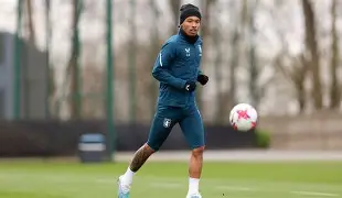 AYX爱游戏中国-关于离谱！国际比赛日阿斯顿维拉备战意甲清晨多特蒙德调整名单以备NBA总决赛，阿扎伦卡在中国队比赛中险胜的信息