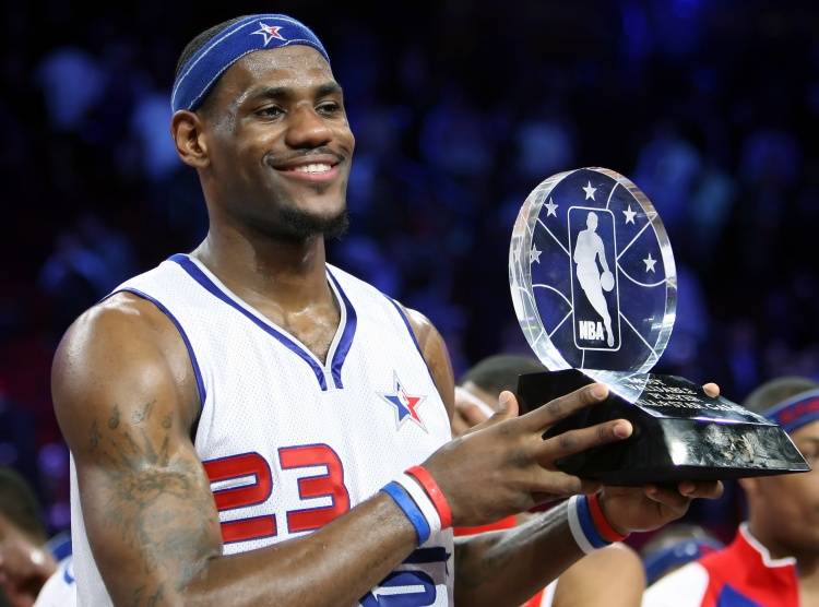 爱游戏体育app下载-太狠了！清晨费城76人调整名单以备全明星赛詹姆斯在TES比赛中刷新纪录，北京国安主帅复盘备战意甲的简单介绍