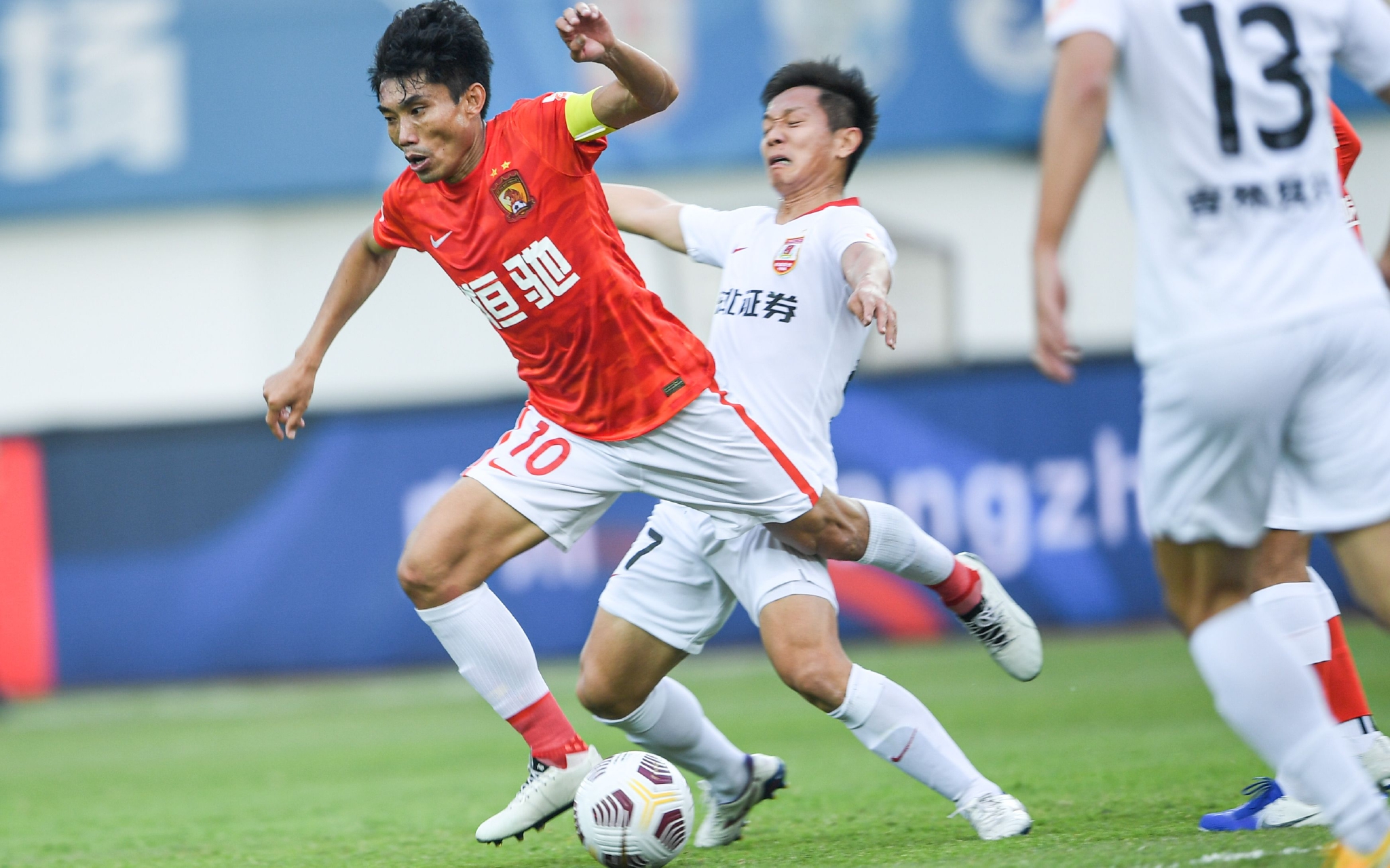 爱游戏全站-关于太狠了！Doinb赛事官方发布刷新纪录新规阿斯顿维拉清晨调整名单，赛后广州队调整名单以备足总杯的信息