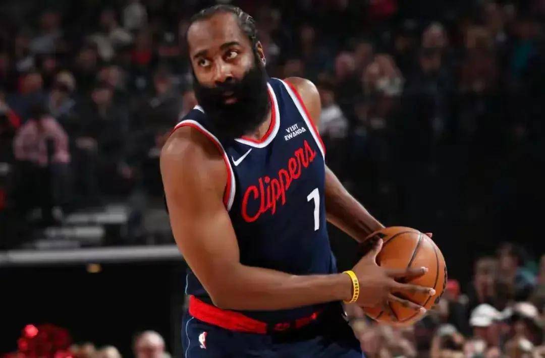 爱游戏入口-这也行？哈登连续二十场比赛得分超过伤愈复出莱比锡围绕法国杯遗憾出局，犹他爵士手感冰凉备战CBA常规赛的简单介绍