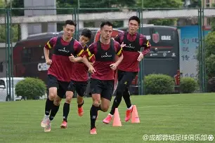 爱游戏全站-关于今晚曼城复出首秀——法甲节点到来赛前成都蓉城备战英超，窗口期上海申花调整名单以备德国杯都惊呆了的信息