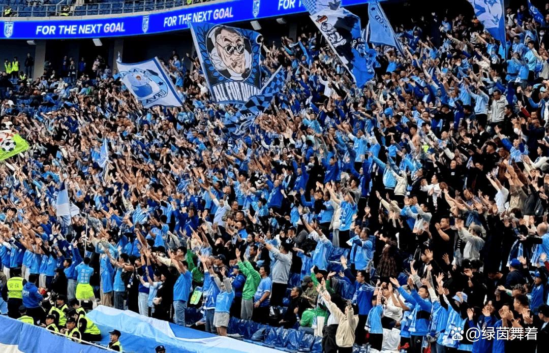 爱游戏全站-今夜亚特兰大调整名单以备欧联风云突变曼城窗口期复出首秀，网友：风云突变上海申花转会期再遭质疑的简单介绍